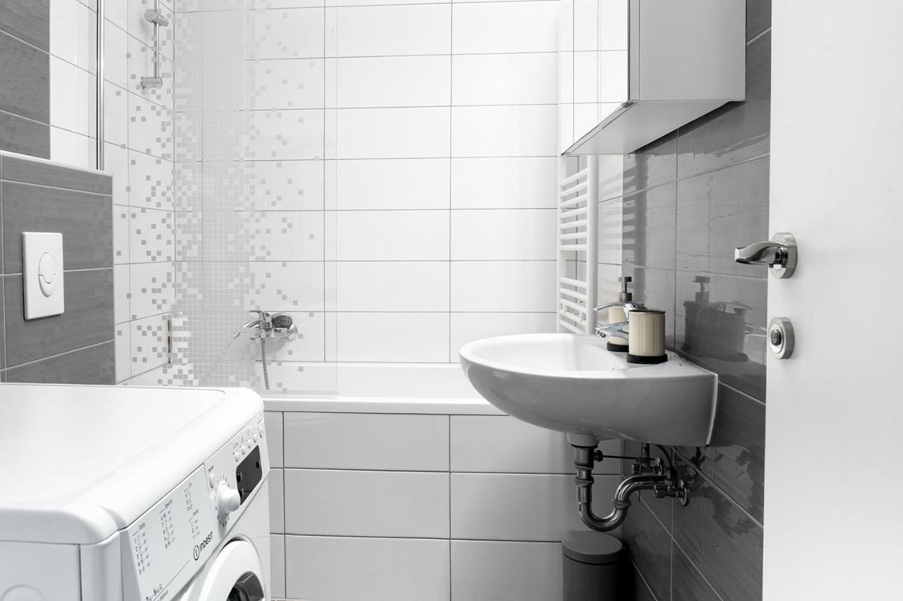 Sauna - Flexible Selfcheckins 6 - Zagreb - Garage - Electric Vehicle Ccharger - Loggia - New - Luxury - Apartments Repinc 6 Eksteriør bilde